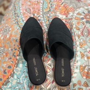 Toms Mules